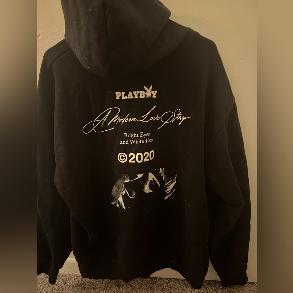 ✨Playboy Sweatshirt ✨